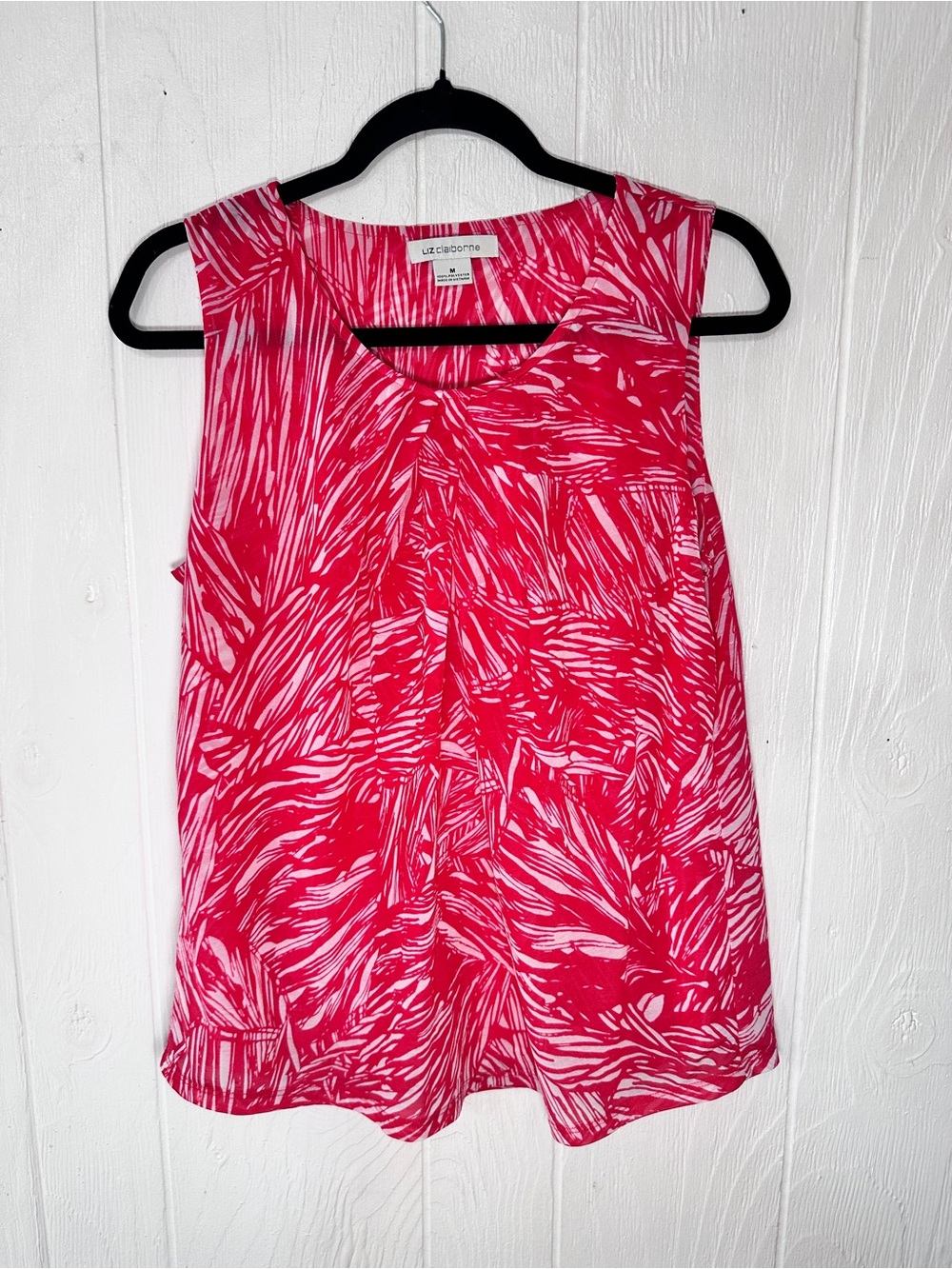 Liz Claiborne Medium Hot Pink and Light Pink Abstract Print Sleeveless Top